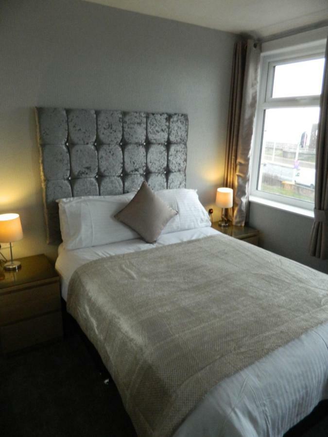 Ocean Bay Hotel Blackpool Kültér fotó