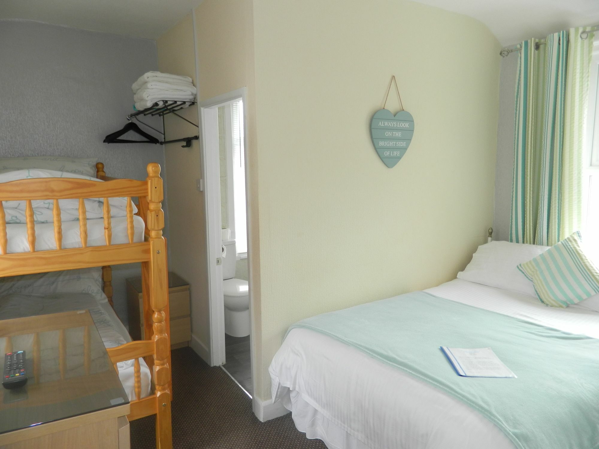Ocean Bay Hotel Blackpool Kültér fotó