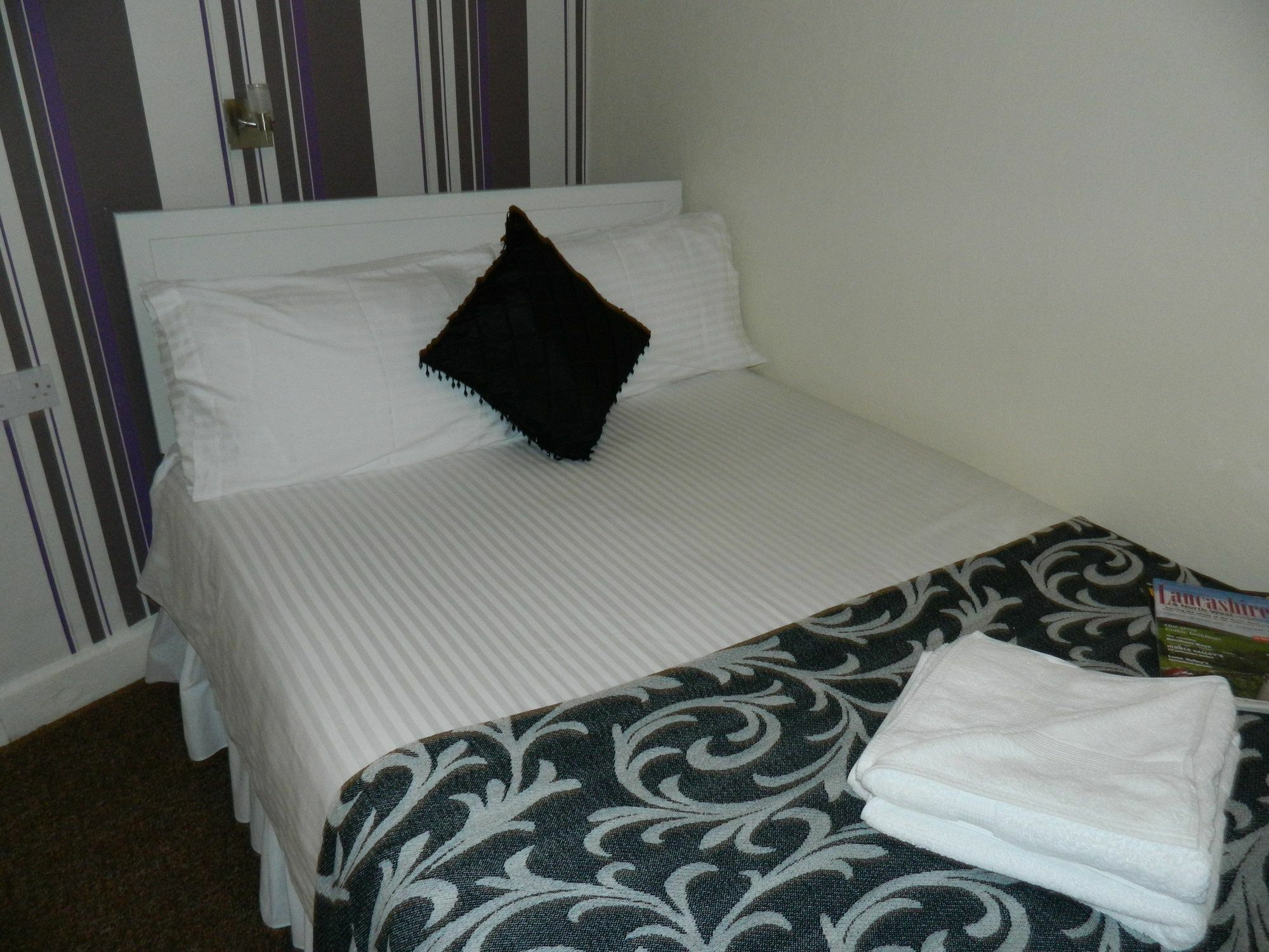 Ocean Bay Hotel Blackpool Kültér fotó